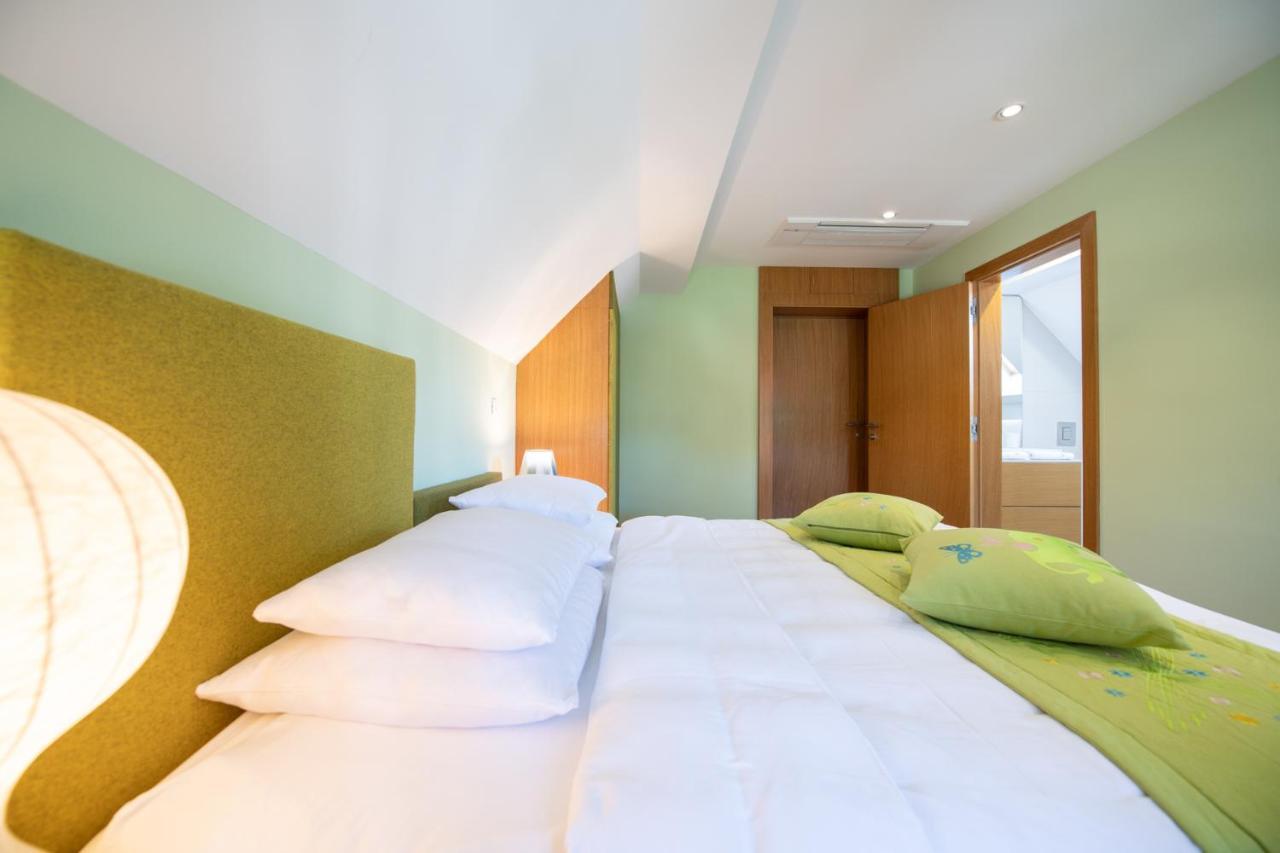 Skrabceva Domacija Hotell Ribnica Exteriör bild