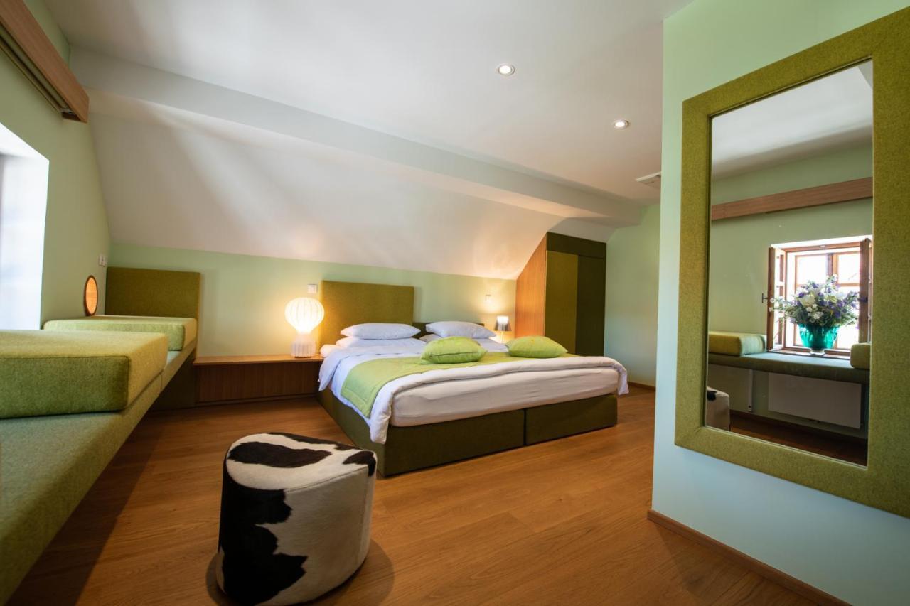 Skrabceva Domacija Hotell Ribnica Exteriör bild