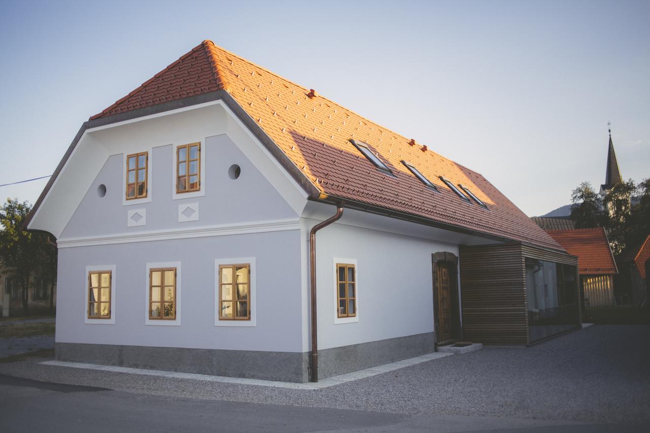 Skrabceva Domacija Hotell Ribnica Exteriör bild